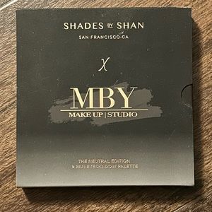 🖤 MBY eyeshadow palette 🖤